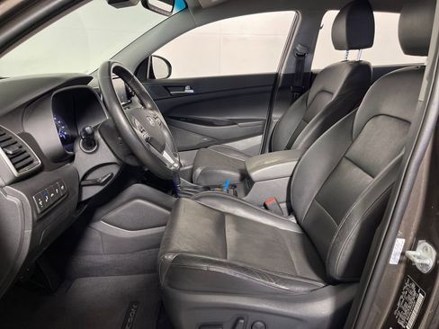 Used 2020 Hyundai Tucson Limited FWD image 12