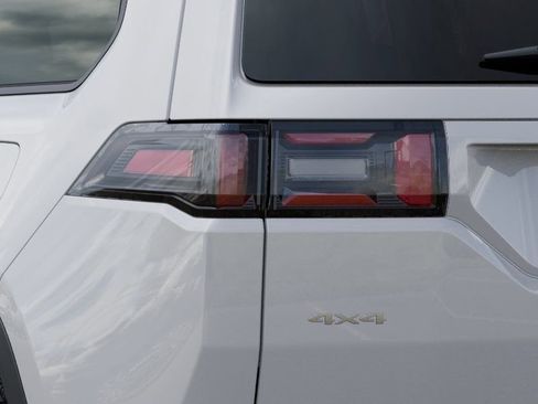 New 2026 Jeep Cherokee Limited image 10