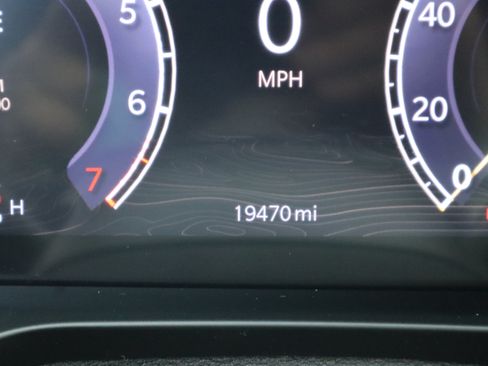 Used 2024 Jeep Grand Cherokee Overland AWD/4WD image 40