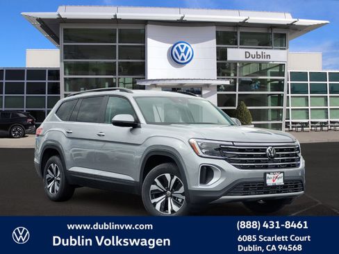 New 2026 Volkswagen Atlas SE image 1