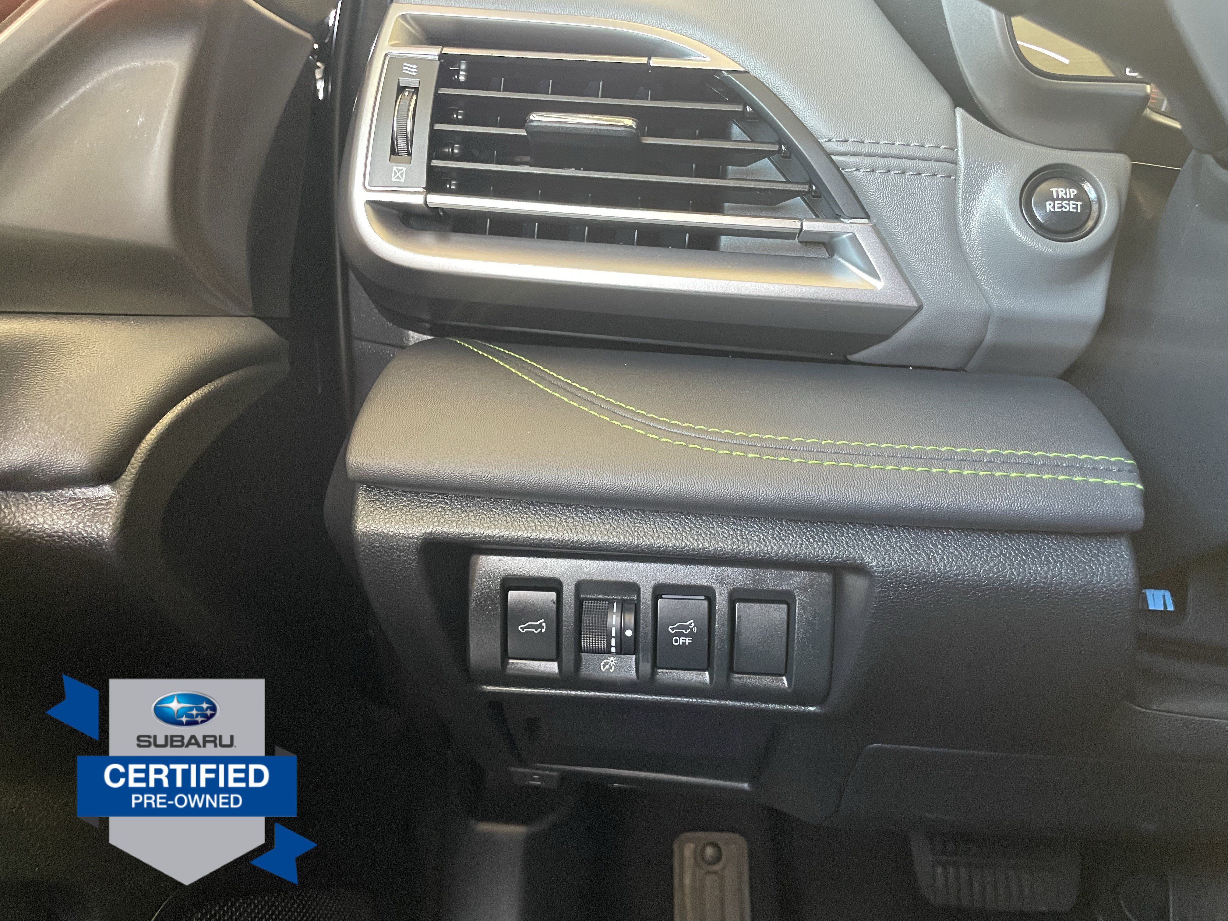 Certified 2024 Subaru Outback Onyx Edition XT AWD/4WD image 28