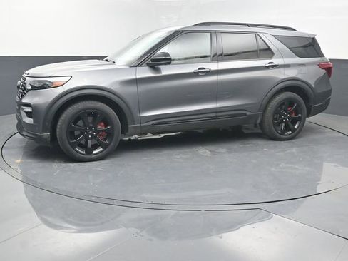 Used 2021 Ford Explorer ST w/ Equipment Group 401A AWD/4WD image 2