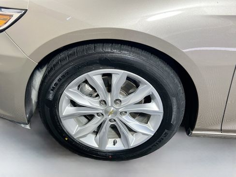 Used 2023 Chevrolet Malibu LT image 13