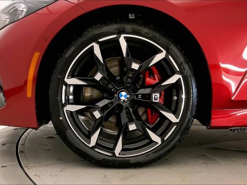 New 2026 BMW 330i xDrive Sedan w/ M Sport Package AWD/4WD image 9