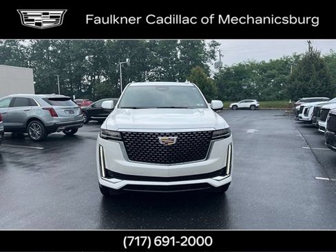 Used 2024 Cadillac Escalade ESV Premium Luxury AWD/4WD image 13