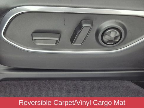 Used 2024 Jeep Wagoneer 4WD w/ Premium Group I image 15
