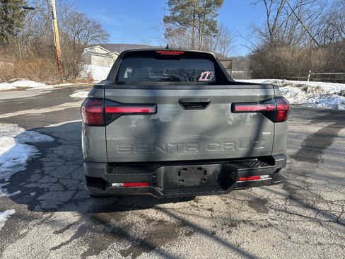 Used 2022 Hyundai Santa Cruz SEL image 4