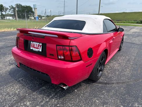 Used 2004 Ford Mustang GT RWD image 6