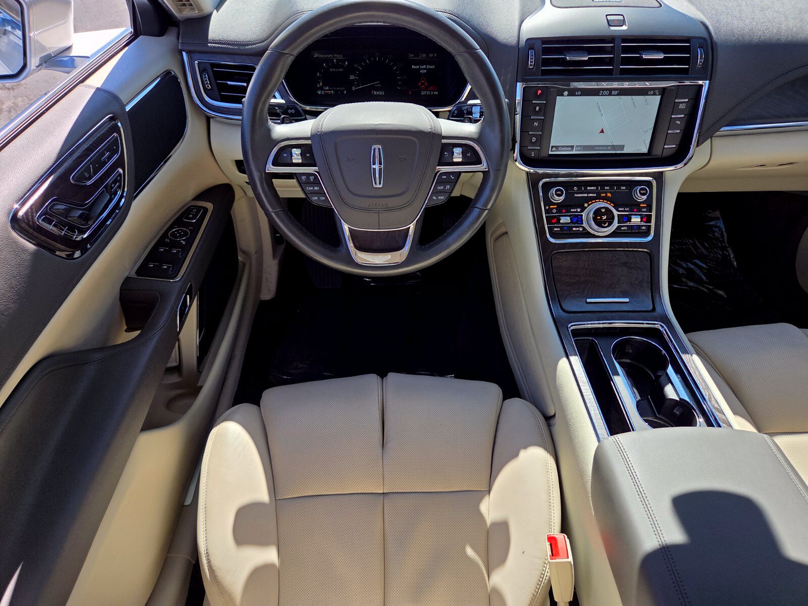 Used 2017 Lincoln Continental Select FWD image 13