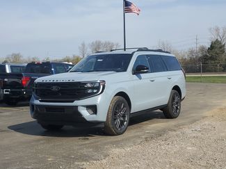 New 2025 Ford Expedition Platinum w/ Stealth Performance Package video 2