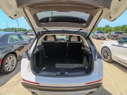 Used 2022 Lincoln Corsair AWD w/ Equipment Group 101A image 5