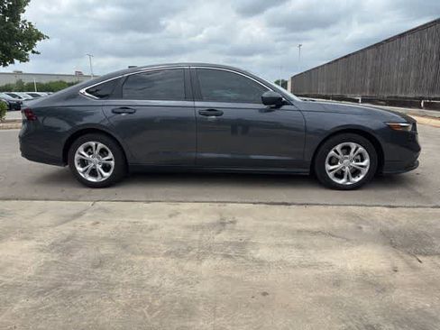 Used 2025 Honda Accord LX image 6