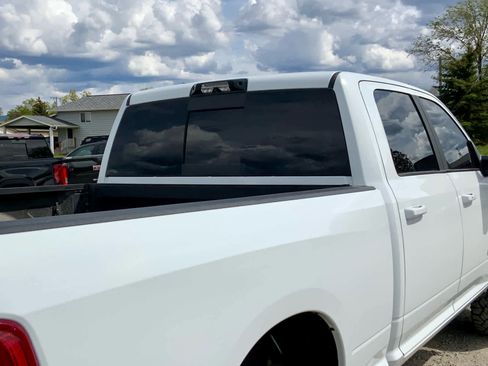 Used 2024 RAM 2500 Laramie AWD/4WD image 12