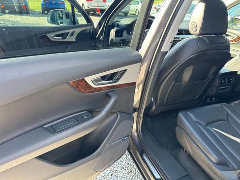 Used 2018 Audi Q7 2.0T Premium Plus w/ Premium Plus Package image 12