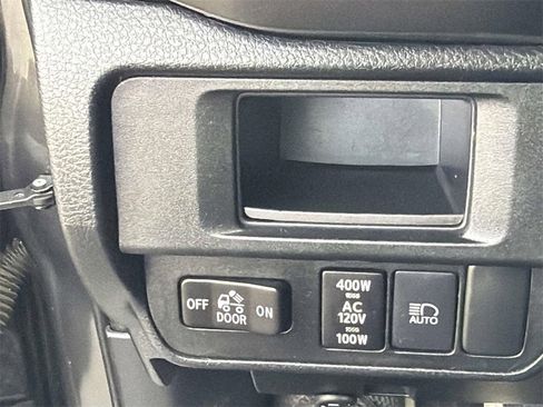 Used 2019 Toyota Tacoma TRD Off-Road image 22