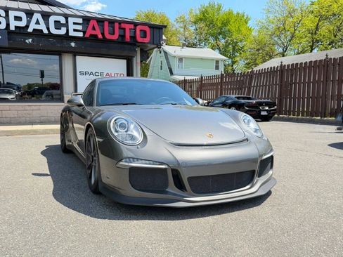 Used 2014 Porsche 911 GT3 RWD image 4
