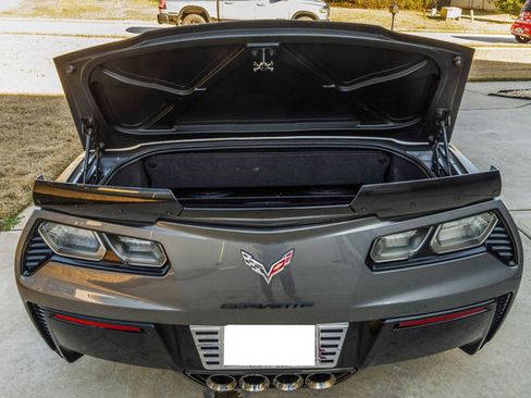 Used 2016 Chevrolet Corvette Z06 w/ 3LZ Preferred Equipment Group image 99