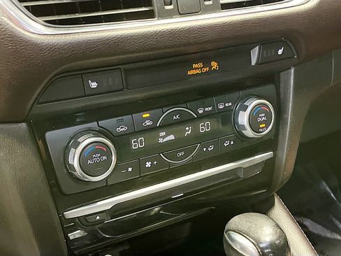 Used 2017 MAZDA MAZDA6 Grand Touring FWD image 16