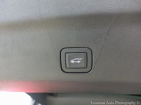 New 2026 Cadillac Escalade Luxury w/ LPO, Radiant Package image 23