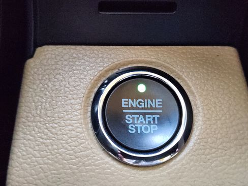 Used 2020 Ford F250 Lariat w/ Lariat Ultimate Package image 21