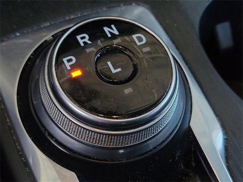 Used 2021 Ford Escape SE w/ SE Sport Appearance Package image 15