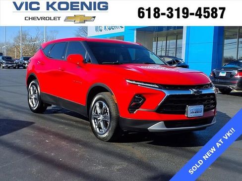 Used 2024 Chevrolet Blazer LT image 1