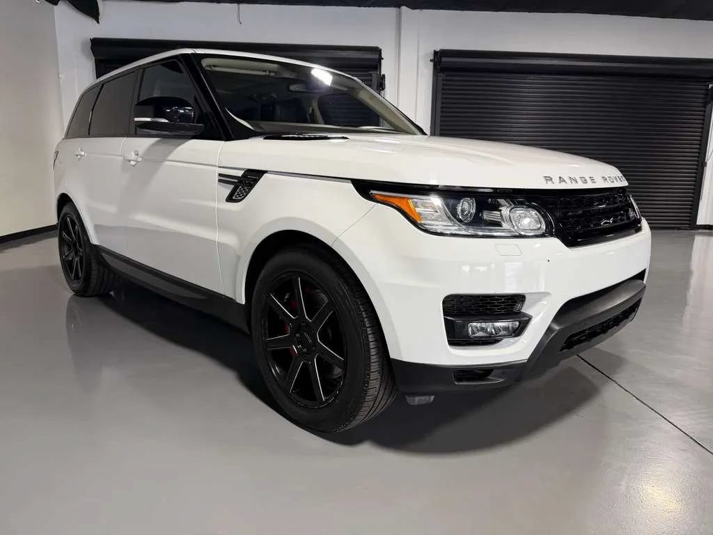 Used 2016 Land Rover Range Rover Sport Supercharged AWD/4WD image 3