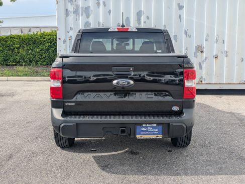 Certified 2024 Ford Maverick Lariat FWD image 6