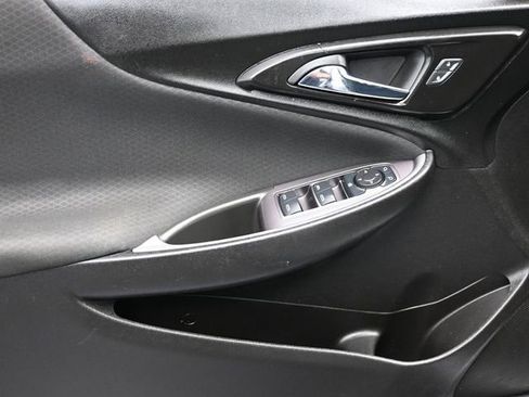 Used 2022 Chevrolet Malibu LT image 7