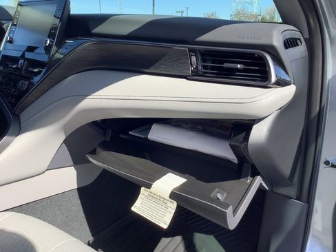 Used 2023 Toyota Camry XLE image 38