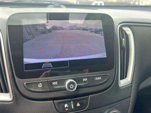 Used 2022 Chevrolet Malibu LS image 19