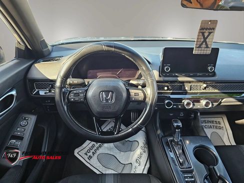 Used 2022 Honda Civic Sport image 17