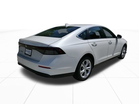 Certified 2026 Honda Accord LX image 9