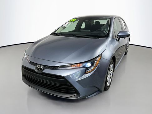 Used 2024 Toyota Corolla LE FWD image 10