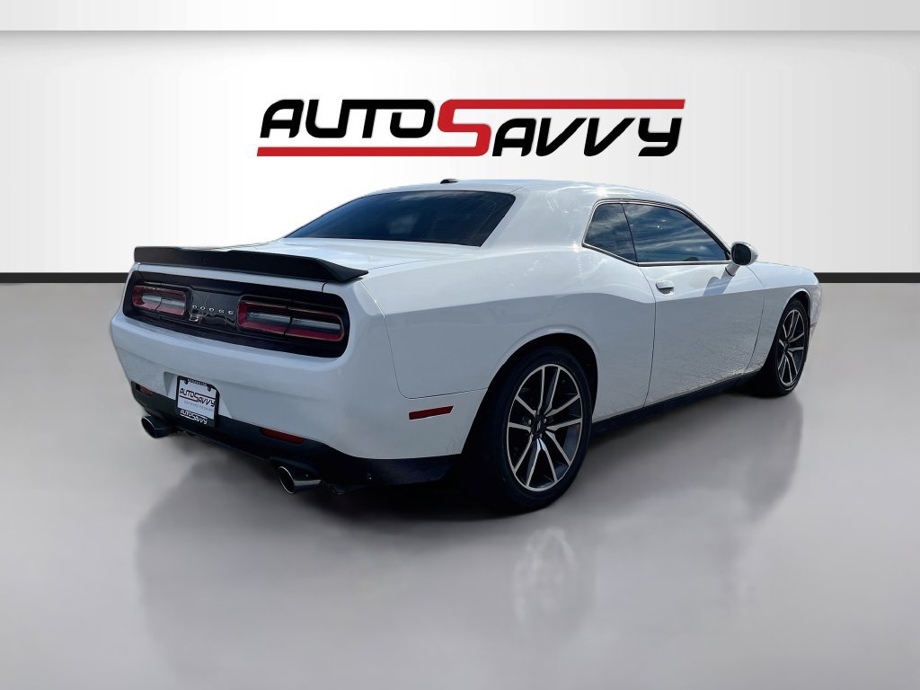Used 2023 Dodge Challenger R/T RWD image 7