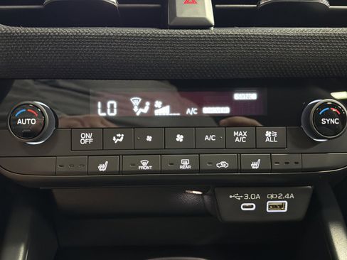 New 2026 Subaru Outback Limited AWD/4WD image 29
