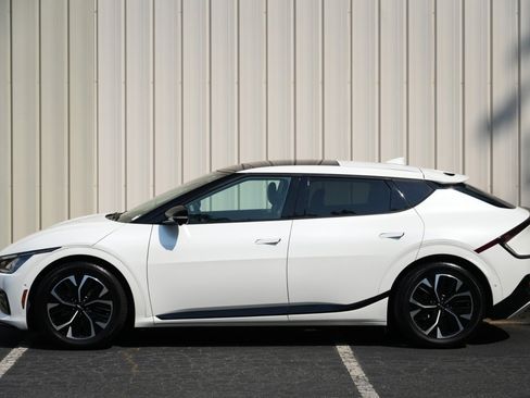 Used 2022 Kia EV6 GT-Line RWD image 53