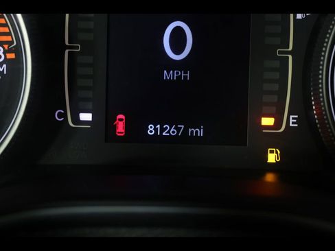 Used 2020 Jeep Cherokee Latitude Lux w/ Comfort/Convenience Group image 25