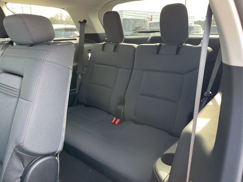 New 2026 Ford Explorer Active image 19