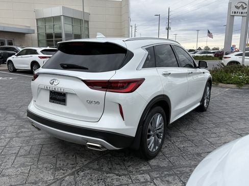 Certified 2025 INFINITI QX50 Luxe image 7