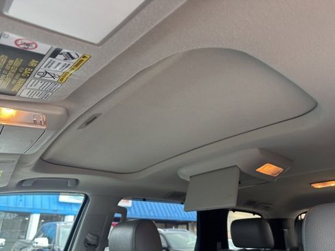 Used 2015 Toyota Sequoia Limited image 27