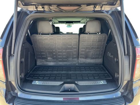 Used 2023 Chevrolet Tahoe Premier image 19