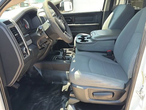 Used 2018 RAM 3500 Tradesman w/ Chrome Appearance Group AWD/4WD image 8
