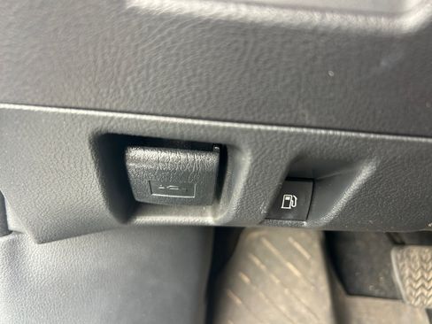 Used 2025 Toyota Grand Highlander FWD image 29
