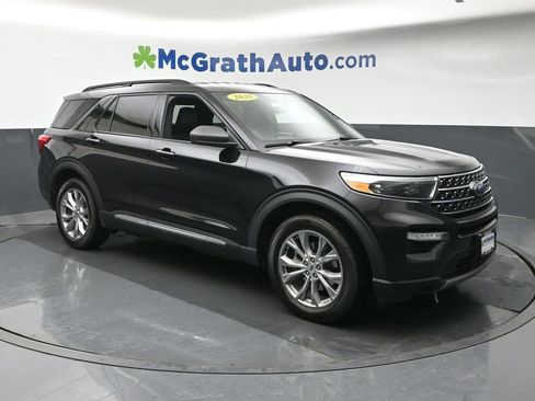 Used 2020 Ford Explorer XLT w/ Equipment Group 202A AWD/4WD image 2