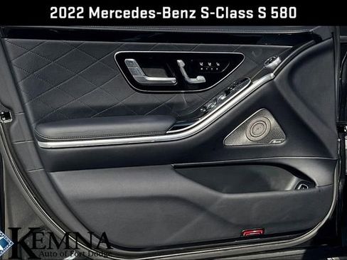 Used 2022 Mercedes-Benz S 580 4MATIC Sedan image 22