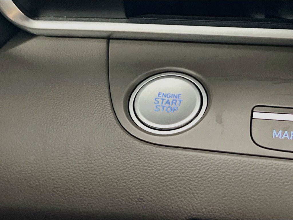 Used 2023 Hyundai Elantra SEL w/ Convenience Package FWD image 20