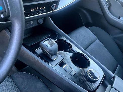 Certified 2024 Nissan Rogue SV image 15