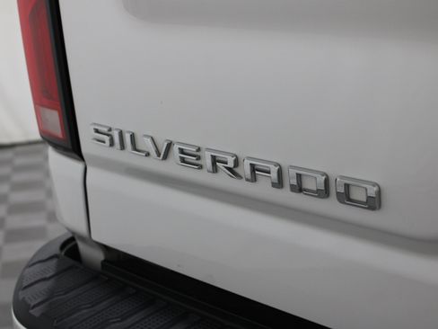 Used 2024 Chevrolet Silverado 2500 High Country w/ Technology Package AWD/4WD image 31