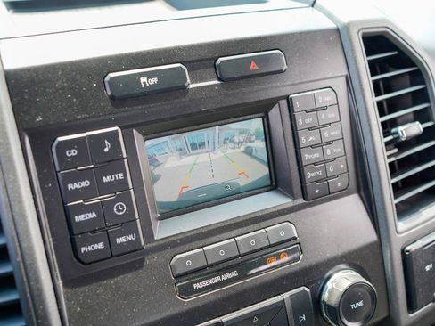 Used 2018 Ford F250 XL w/ STX Appearance Package RWD image 14